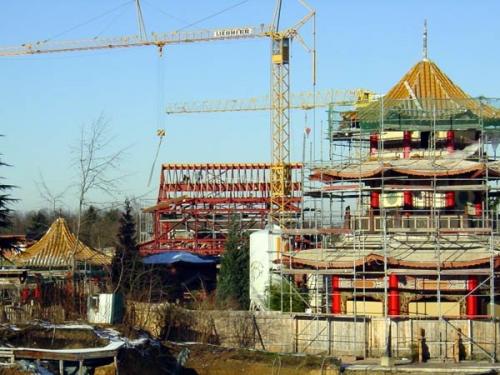 Aufbau: Feng Ju Palace 1