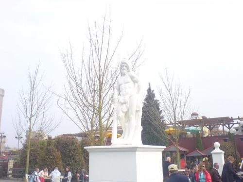 Aufbau: Kaiserplatz 1