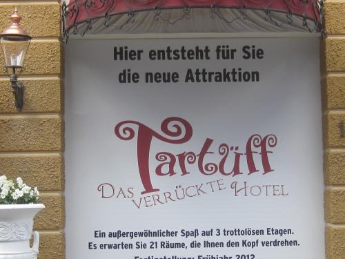 Das verrückte Hotel Tartüff 1