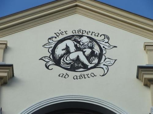 Das verrückte Hotel Tartüff 5