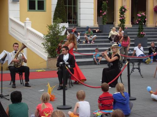 Die Schrill-Harmoniker 3