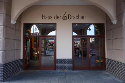Haus der 6 Drachen 1