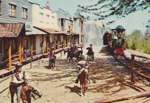 Santa-Fe-Western-Express 7