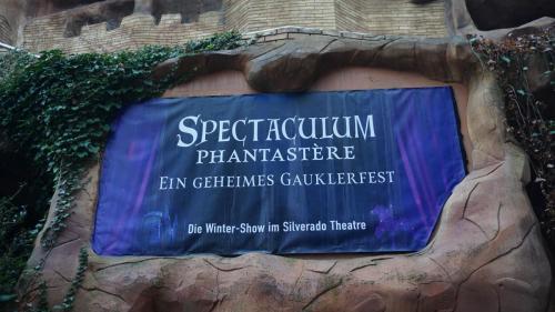 Spectaculum Phantastère
