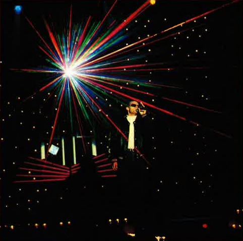 Star-Imitatoren- und Lasershow 9